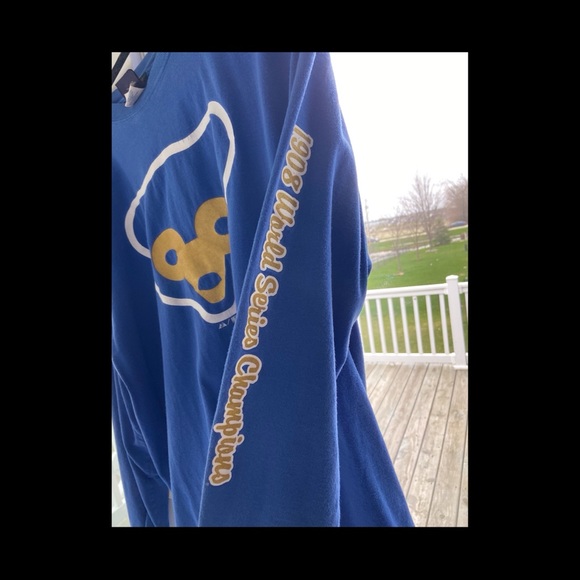 Chicago Cubs Shirt - Picture 3 of 3
